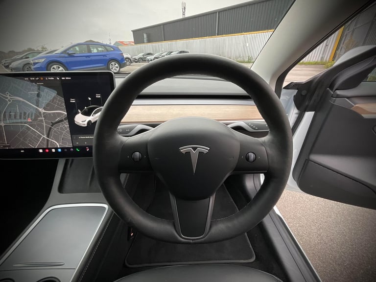 2021 Tesla Model 3 LONG RANGE AWD Saloon ELECTRIC Automatic