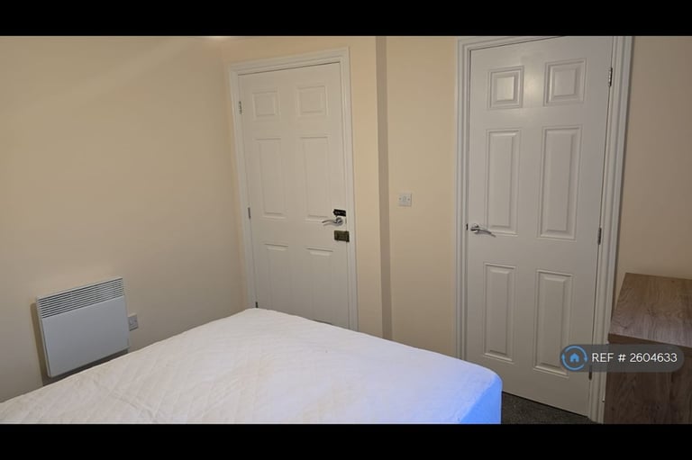 2 bedroom flat in Old Dryburn Way, Durham, DH1 (2 bed) (#2604633)