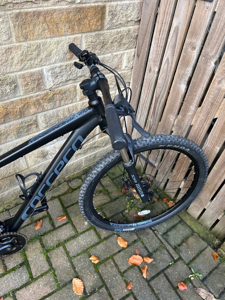 2025 Carrera Vengeance Mountain Bike Black Like Brand New Used Once 