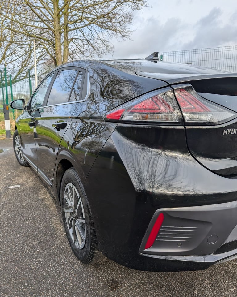 HYUNDAI IONIQ 38.3KWK PREMIUM | WARRANTY | ONLY 6,243 MILES | EXCELLENT CONDITION | NOT PCO