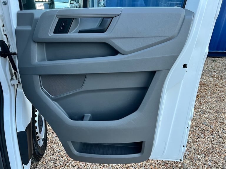 2021 Volkswagen Crafter 2.0 TDI CR35 Startline Flat Frame Chassis Cab 2dr Diesel Manual FWD LWB E...