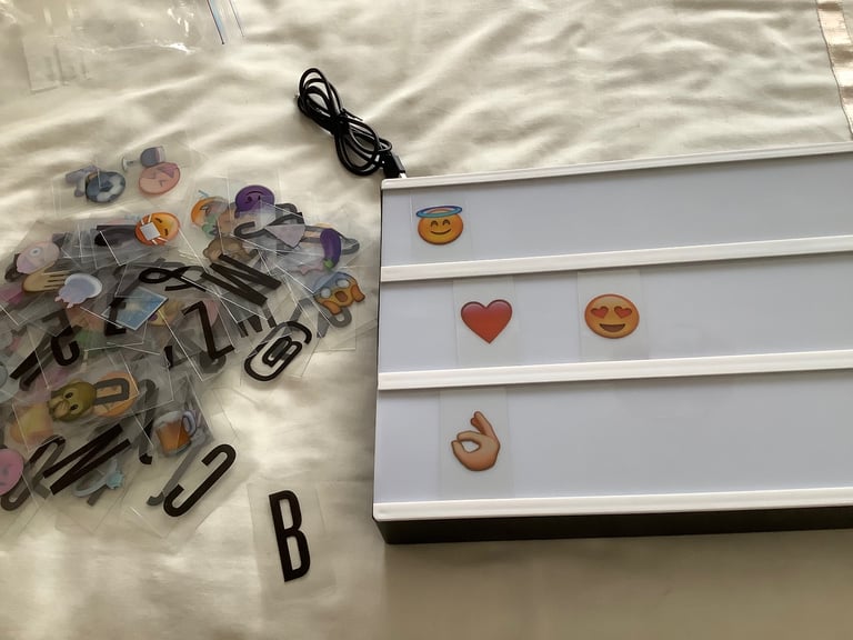 image for A4 light box with letters and emoji's - battery or USB - lead included