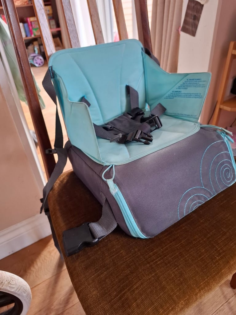 Free foldable booster seat for toddlers