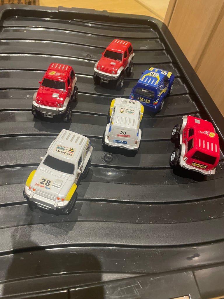 image for Amazing Christmas present, huge amount track and cars 