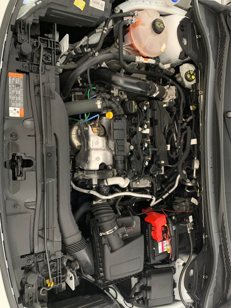 2021 Ford Kuga 1.5 EcoBlue Zetec SUV 5dr Diesel Manual Euro 6 (s/s) (120 ps) - FORD SYNC3  Suv Di...