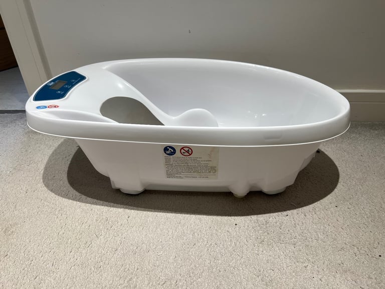 Aqua Scale Baby Bath