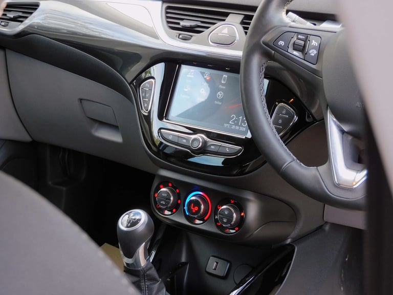 2017 Vauxhall Corsa 1.4 Corsa Diamond ecoFLEX 5dr Hatchback Petrol Manual