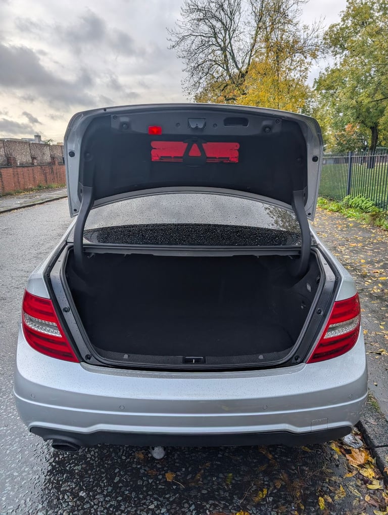 Mercedes-Benz, C CLASS, Saloon, 2011, Semi-Auto, 1796 (cc), 4 doors