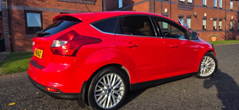 2014 Ford Focus 1.6 Zetec 5dr HATCHBACK Petrol Manual