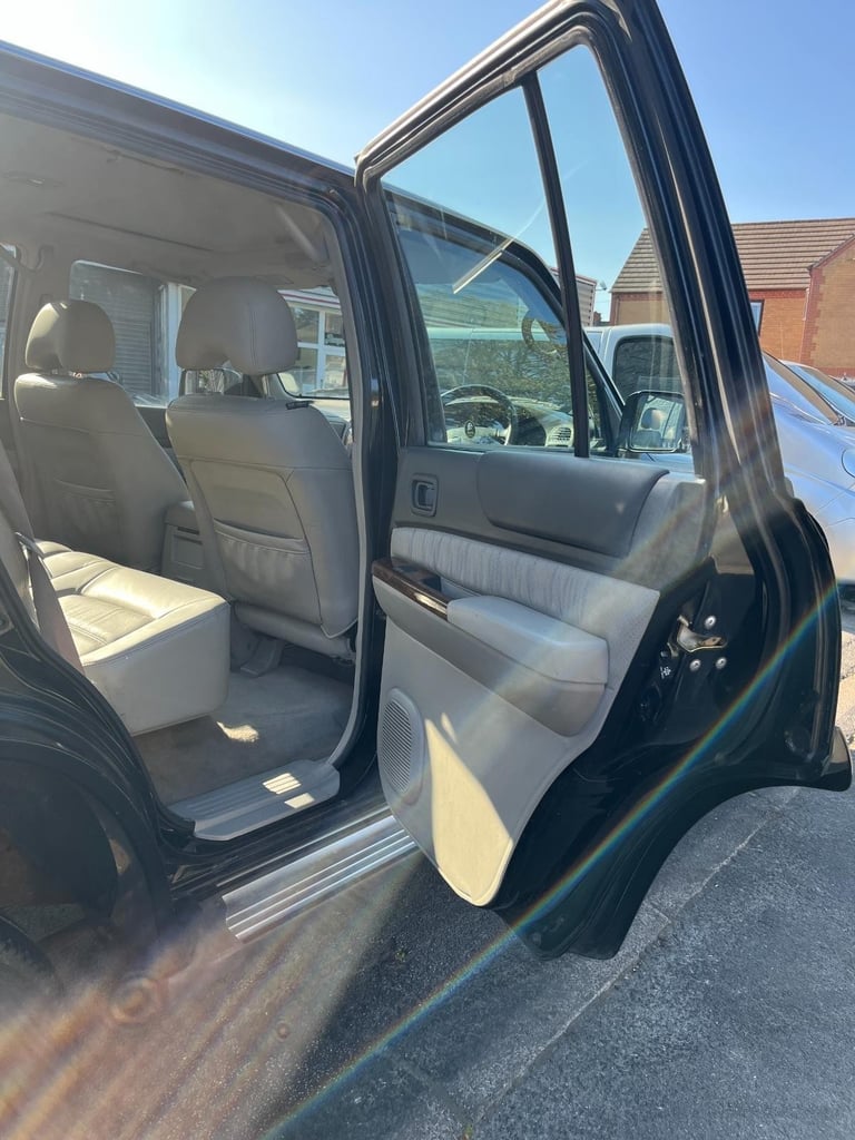 Nissan Patrol 3.0 SVE Di 158 5 Doors 7 Seats  DIESEL MANUAL 2004/54