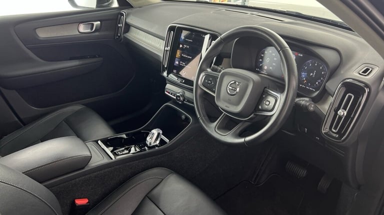 2021 Volvo XC40 Inscription, T3 automatic Estate Petrol Automatic