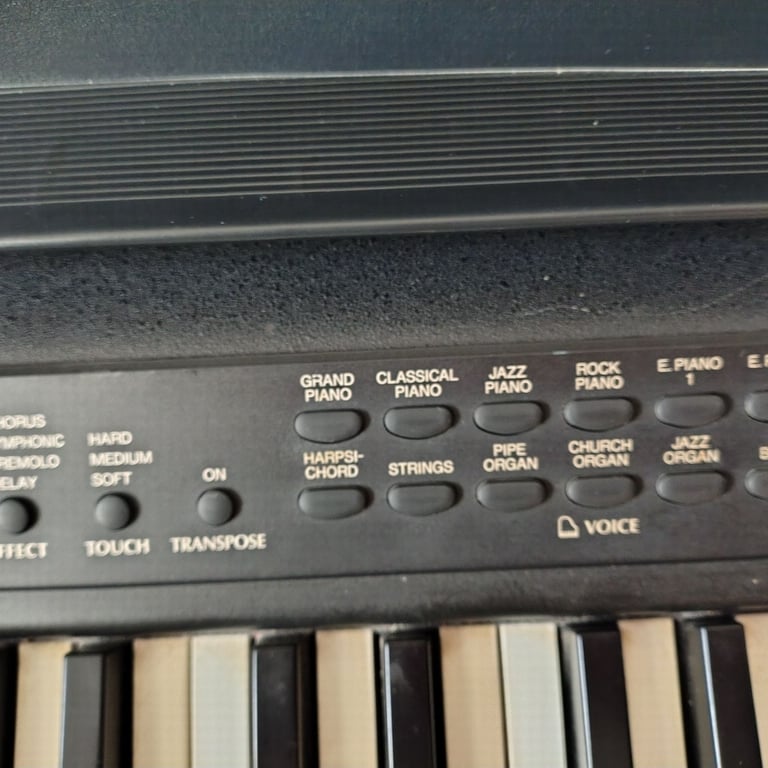 Yamaha P80 fully weighted hammer action digital piano