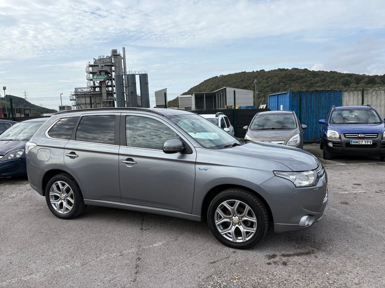 2014 Mitsubishi Outlander 2.0 PHEV GX4h 5dr Auto ESTATE Petrol Parallel Phev Automatic