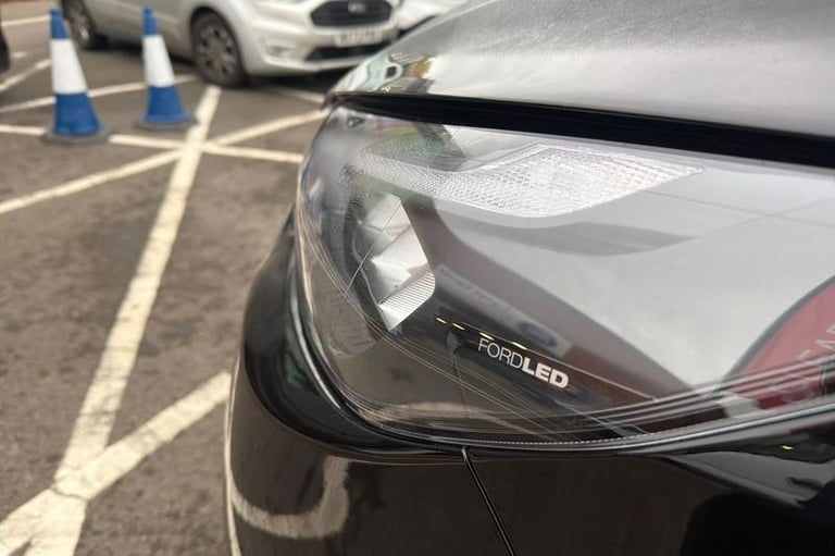 2025 Ford Tourneo Custom 2.5 PHEV 232ps H1 Zetec 8 seater Auto MPV PETROL/ELECTRIC Automatic