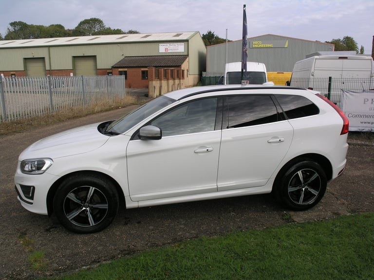 2017 Volvo XC60 D4 [190] R DESIGN Nav 5dr Geartronic ESTATE Diesel Automatic