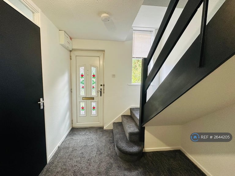 3 bedroom house in Barn Meadow, Bamber Bridge, Preston, PR5 (3 bed) (#2644205)