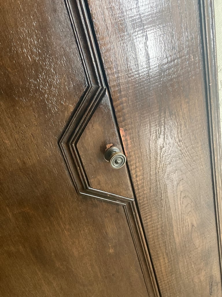 Pretty Antique Oak Wardrobe Hall Cupboard Free Delivery