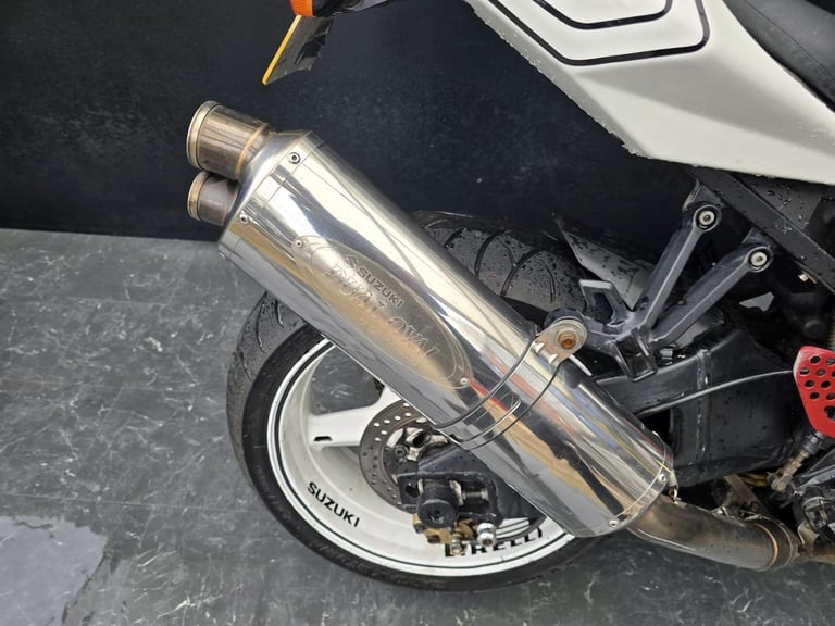 SUZUKI GSXR 600 K4 PROJECT BIKE HPI CLEAR