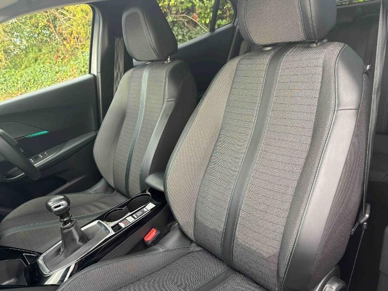2022 Peugeot 2008 1.2 Puretech Allure Premium Suv 5dr Petrol Manual Euro 6 (s/s) (100 Ps) HATCHBA...