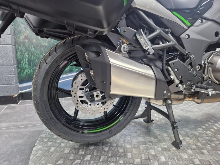 Kawasaki Versys 1000 SE Grand Tourer