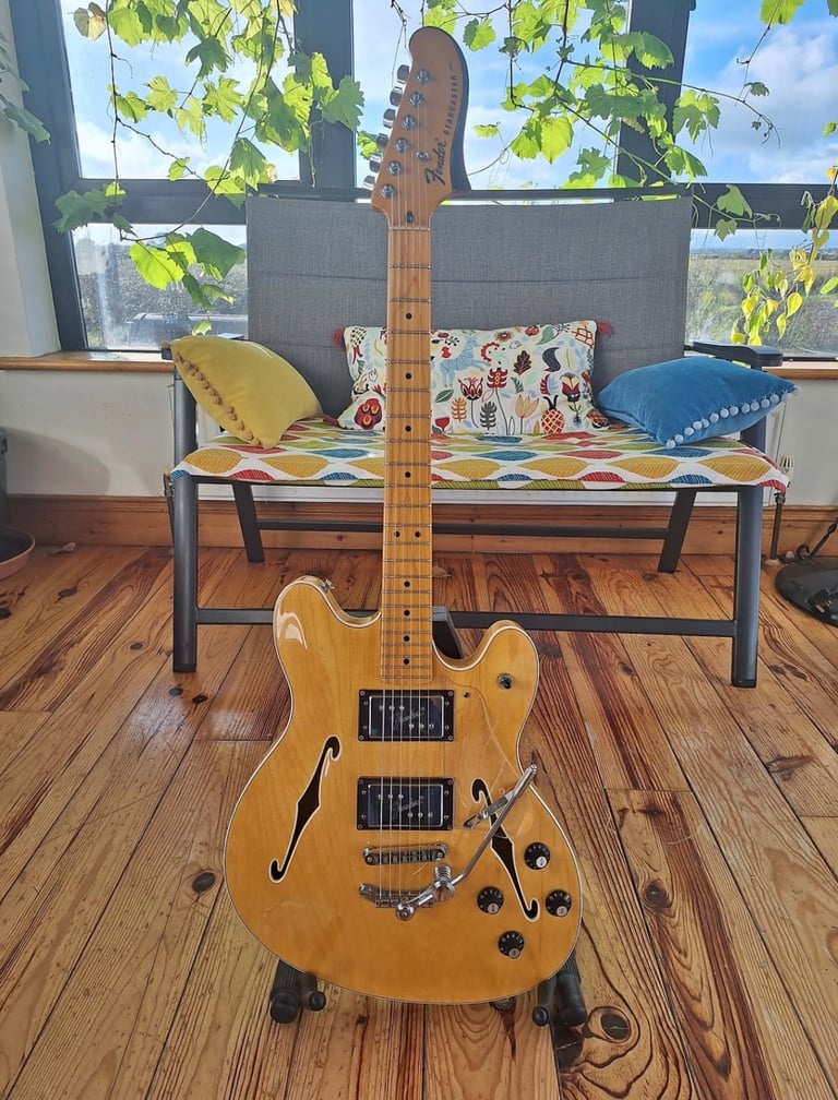 image for Fender Starcaster