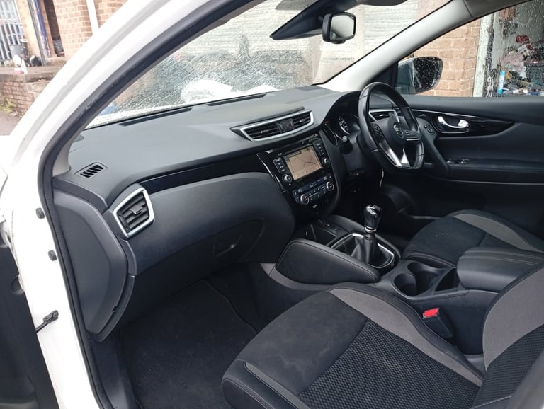 2021 Nissan Qashqai 1.3 DiG-T Acenta Premium 5dr HATCHBACK Petrol Manual