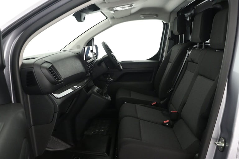 2025 Peugeot Expert PV Standard 1.5 BlueHDi 120 Professional S&amp;S MT6 Panel Van Diesel Manual