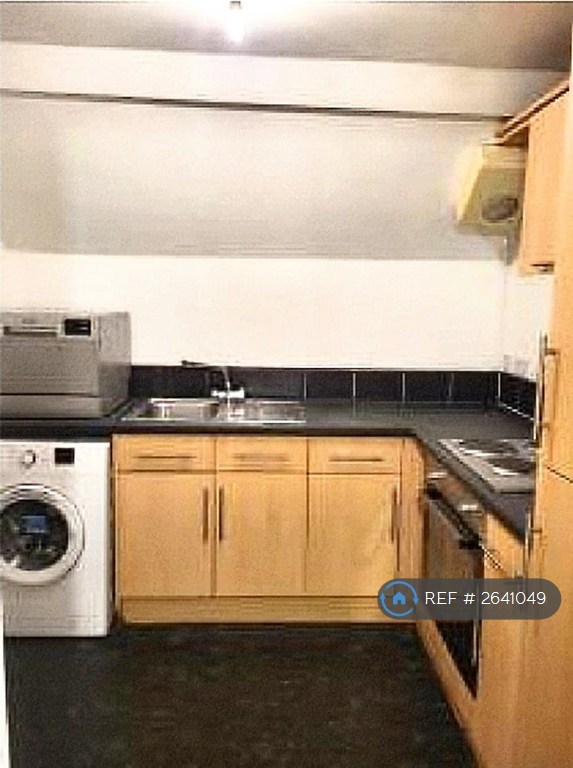 2 bedroom flat in Aspire, Wakefield, WF1 (2 bed) (#2641049)