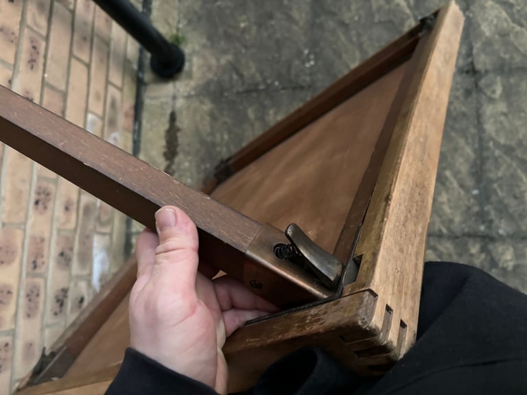 Fantastic VONO Green Felt Top Foldaway Card Table British Made