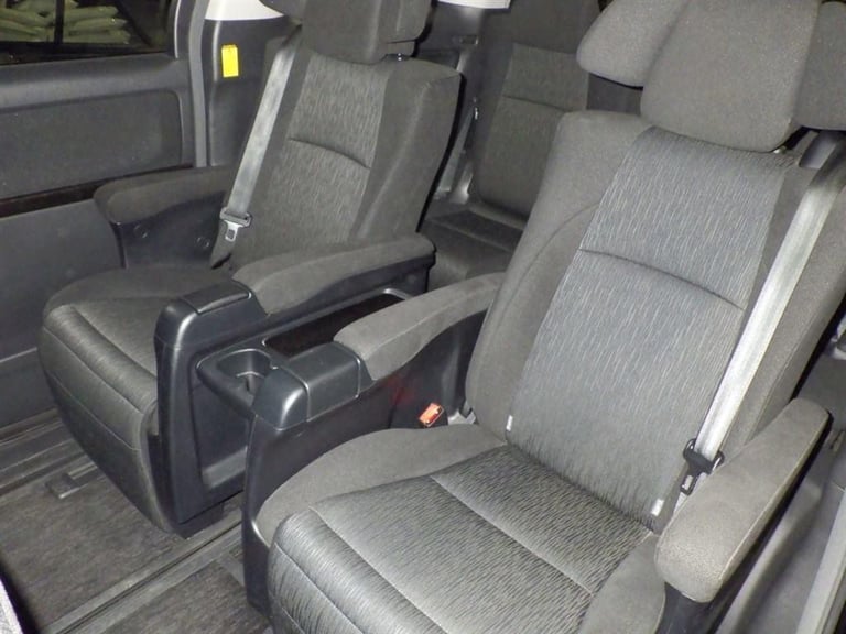 Toyota alphard 3.5cc c package 7 seats auto jap import only 32k miles 2013