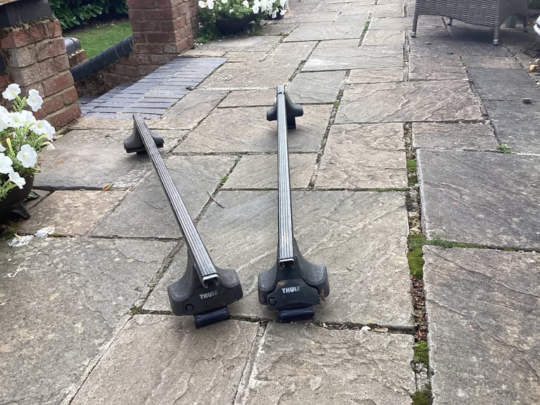 Thule roof rack for Ford Ranger mk2
