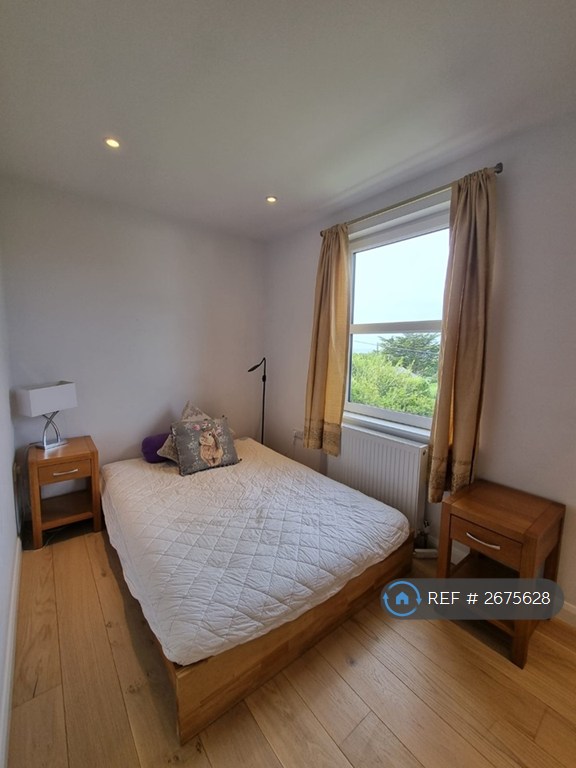 4 bedroom house in Laflouder Lane, Mullion, TR12 (4 bed) (#2675628)