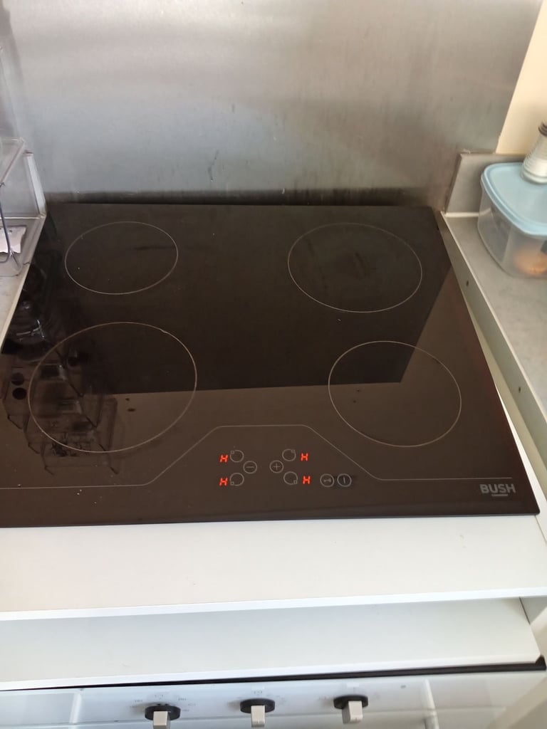 image for Ceramic cooker top hob. And oven