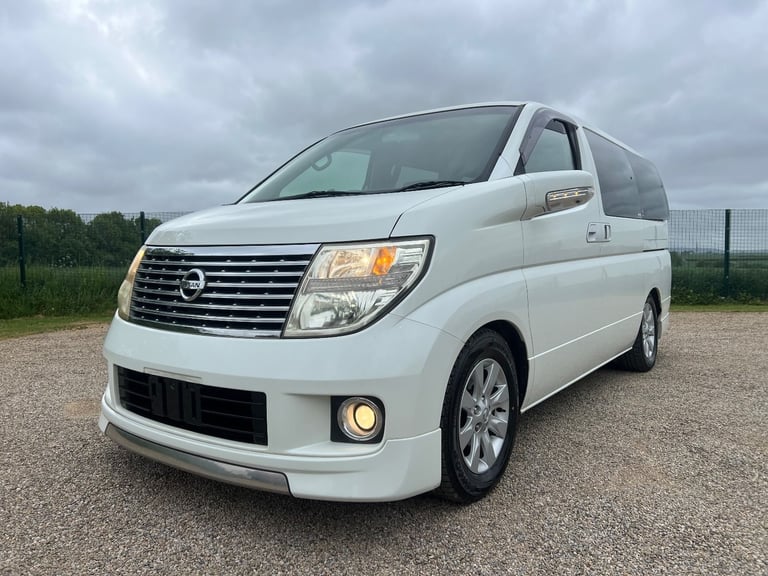 image for NISSAN ELGRAND 3.5 X AUTOMATIC * FULL LUXURY BUSINESS LEATHER * TWIN POWER DOORS