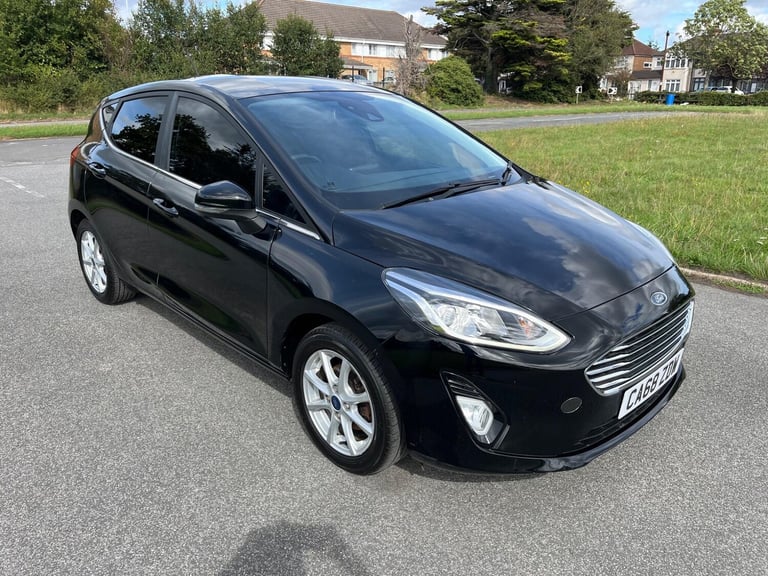 image for 2018 Ford Fiesta 1.0T EcoBoost Zetec Euro 6 (s/s) 5dr HATCHBACK Petrol Manual