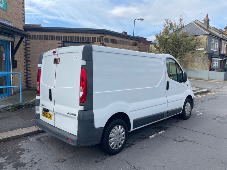 image for Vauxhall, VIVARO, Panel Van, 2013, Manual, 1995 (cc)