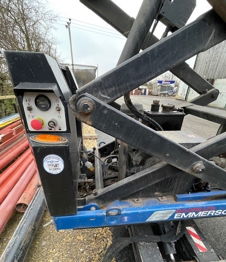 ALMAC TRACKED BI-LEVELLING CRAWLER SCISSOR LIFTS