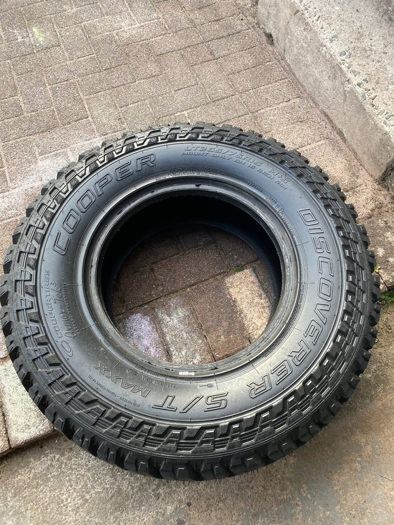 image for Cooper Discoverer  ST Maxx Tyre 