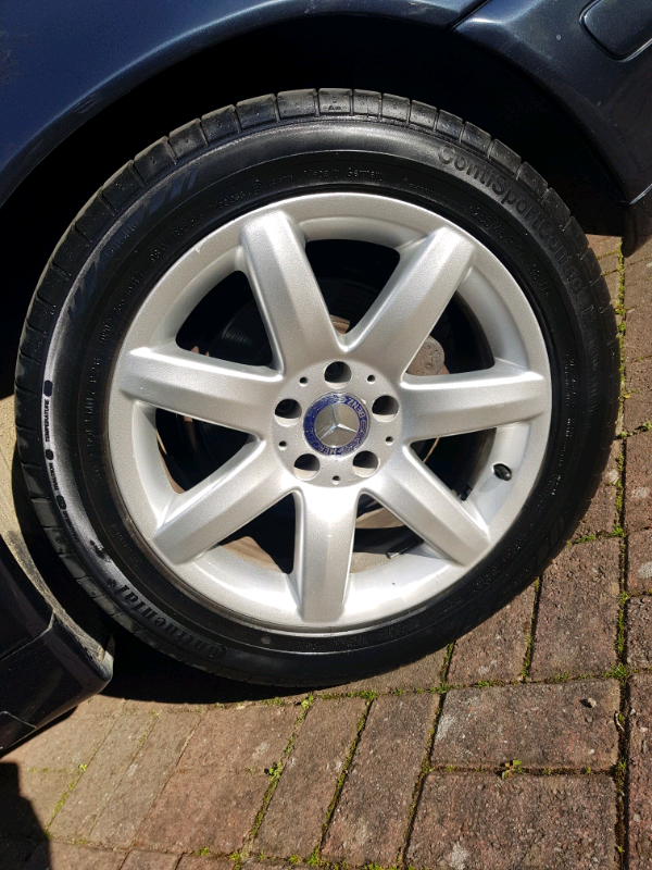 Genuine Mercedes AMG 17 inch; Alloy wheels with 7mm Continental Tyres