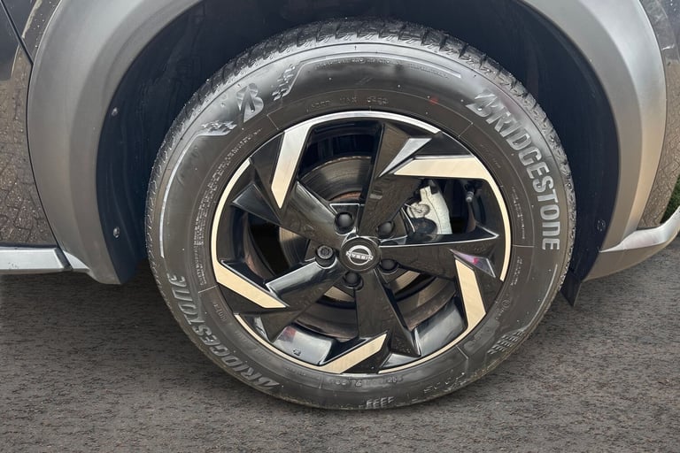 2022 Nissan Juke 1.6 Hybrid N-Connecta 5dr Auto Hatchback Hybrid Automatic