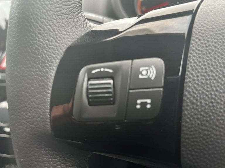 2014 Vauxhall Corsa 1.4 16V SE Hatchback 5dr Petrol Manual Wide Ratio Euro 5 (100 ps) Hatchback P...