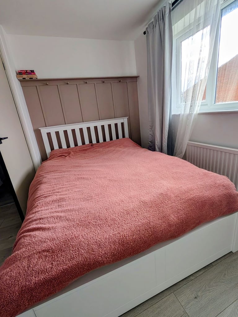 Gorgeous white double bed with/without mattress