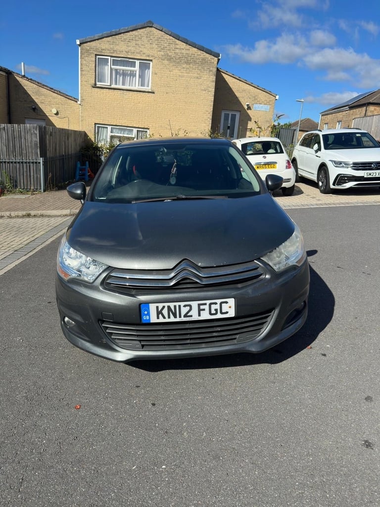 Citroen, C4, Hatchback, 2012, Manual, 1560 (cc), 5 doors