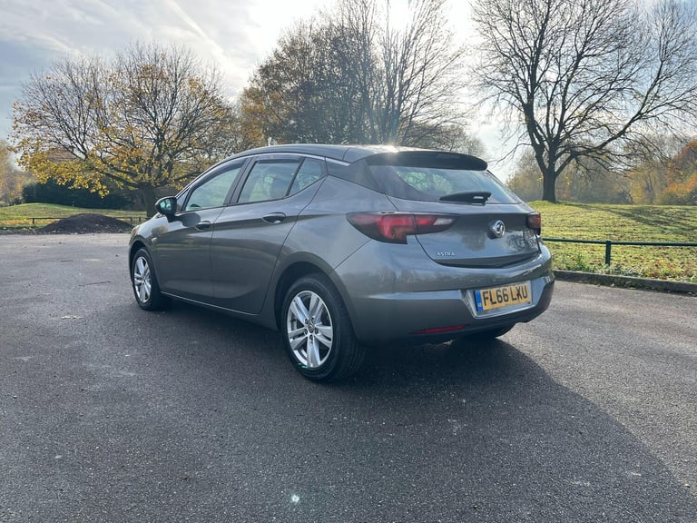 2016 Vauxhall Astra 1.6 CDTi ecoFLEX Design Euro 6 (s/s) 5dr Hatchback Diesel Manual