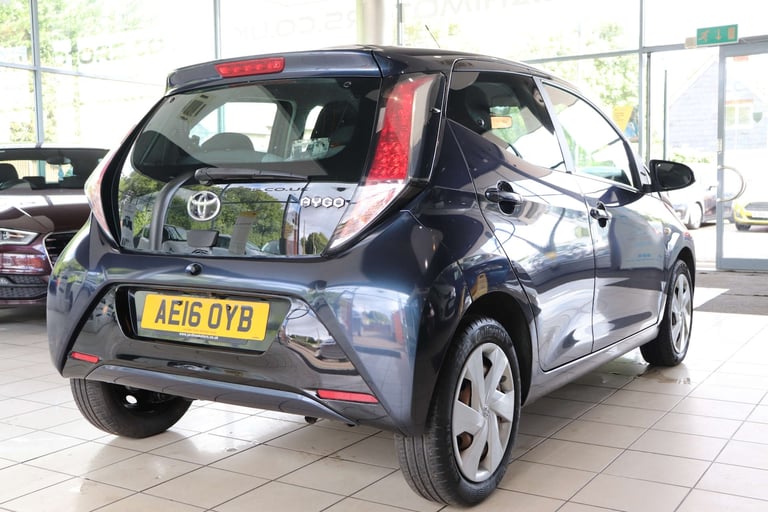 2016 Toyota AYGO 1.0 Aygo X-Play VVT-i CVT 5dr Hatchback Petrol Automatic