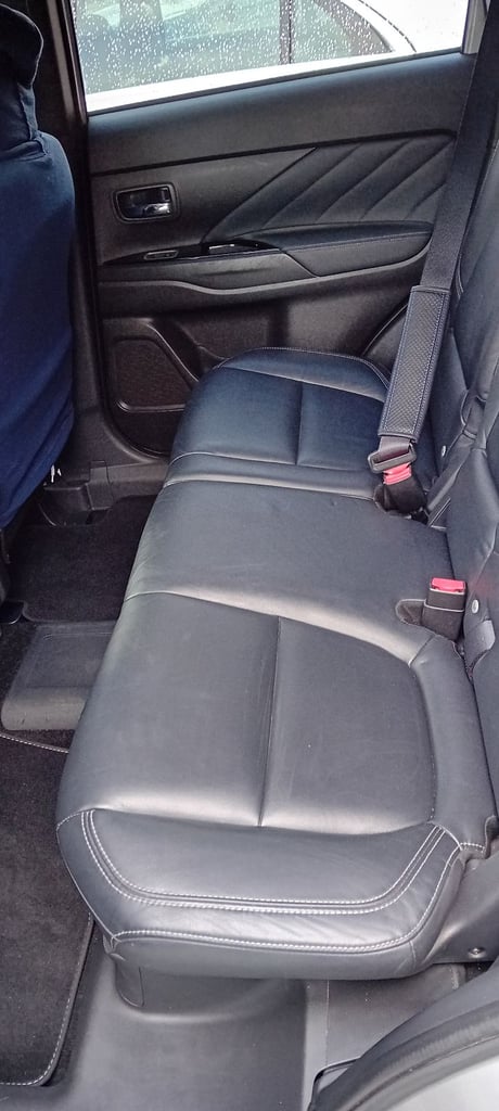 Mitsubishi, OUTLANDER, Estate, 2018, Other, 2360 (cc), 5 doors