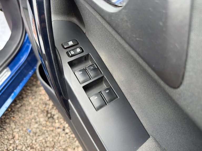 2015 Toyota Auris 1.6 D-4D Business Edition Touring Sports Euro 6 (s/s) 5dr ESTATE Diesel Manual