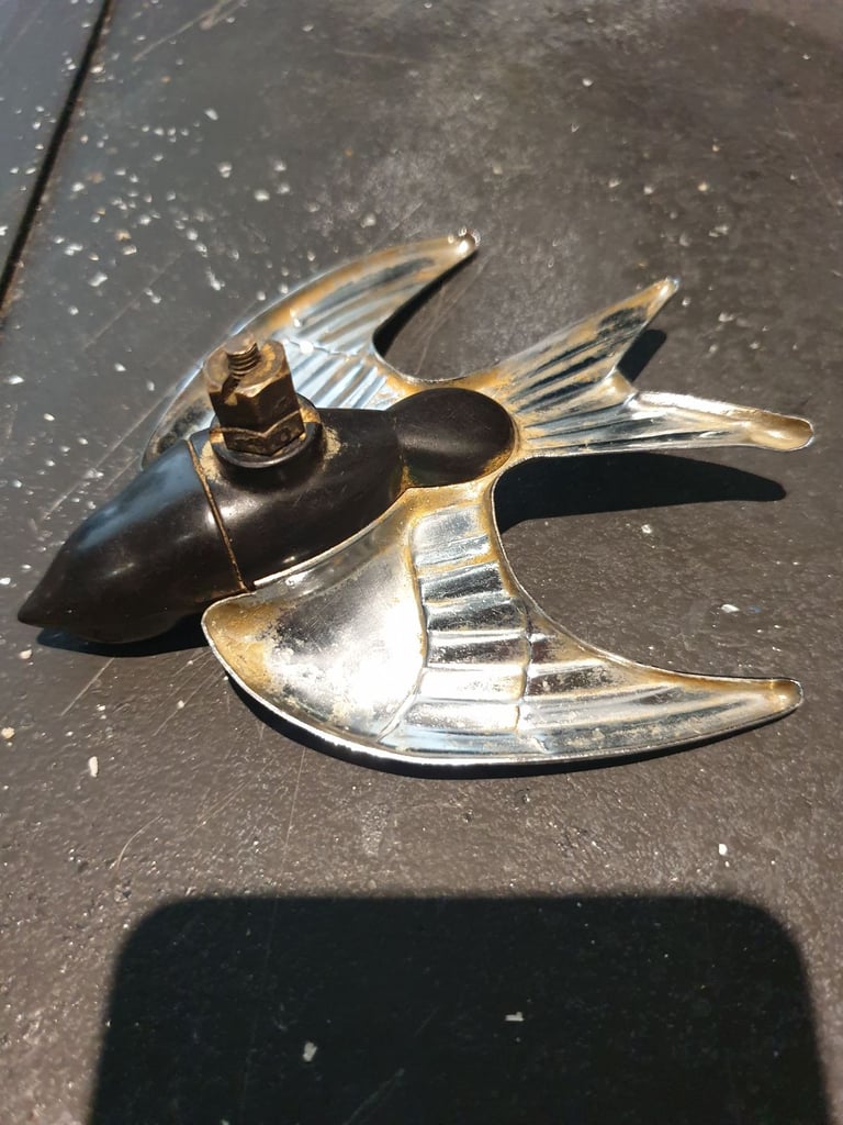 1950s mudguard emblem 