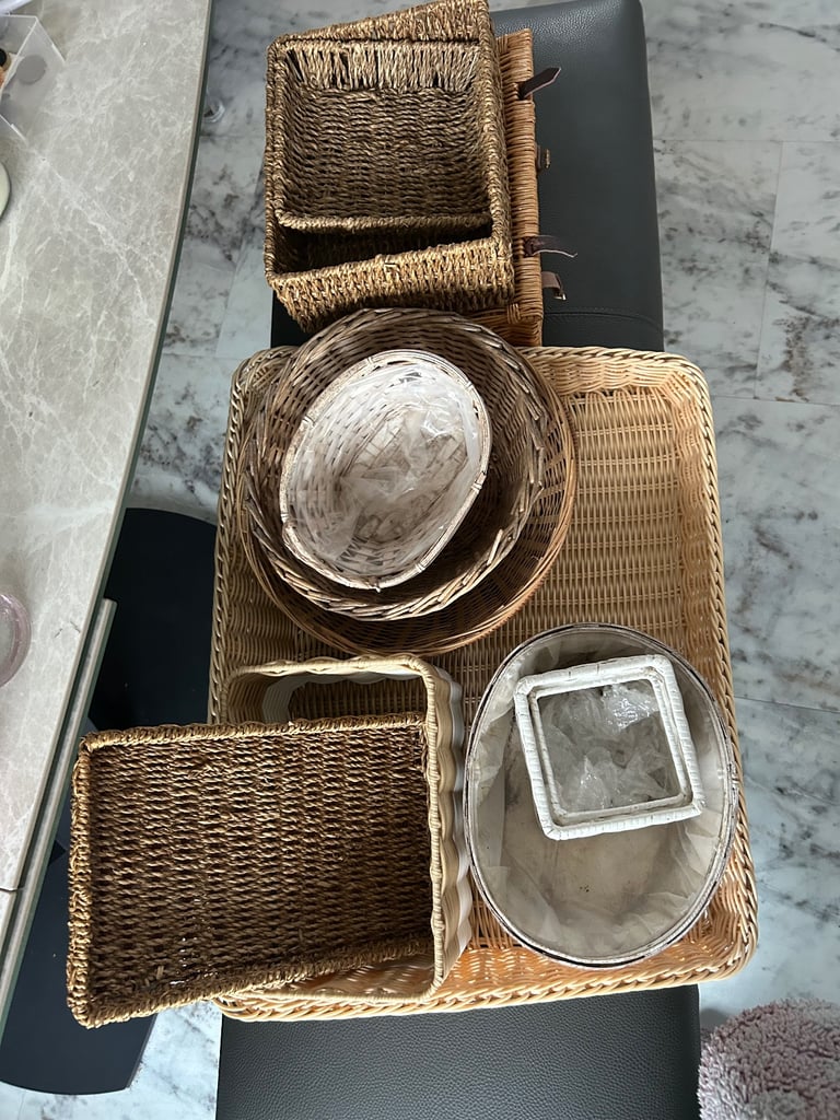 11 wicker baskets hampers 