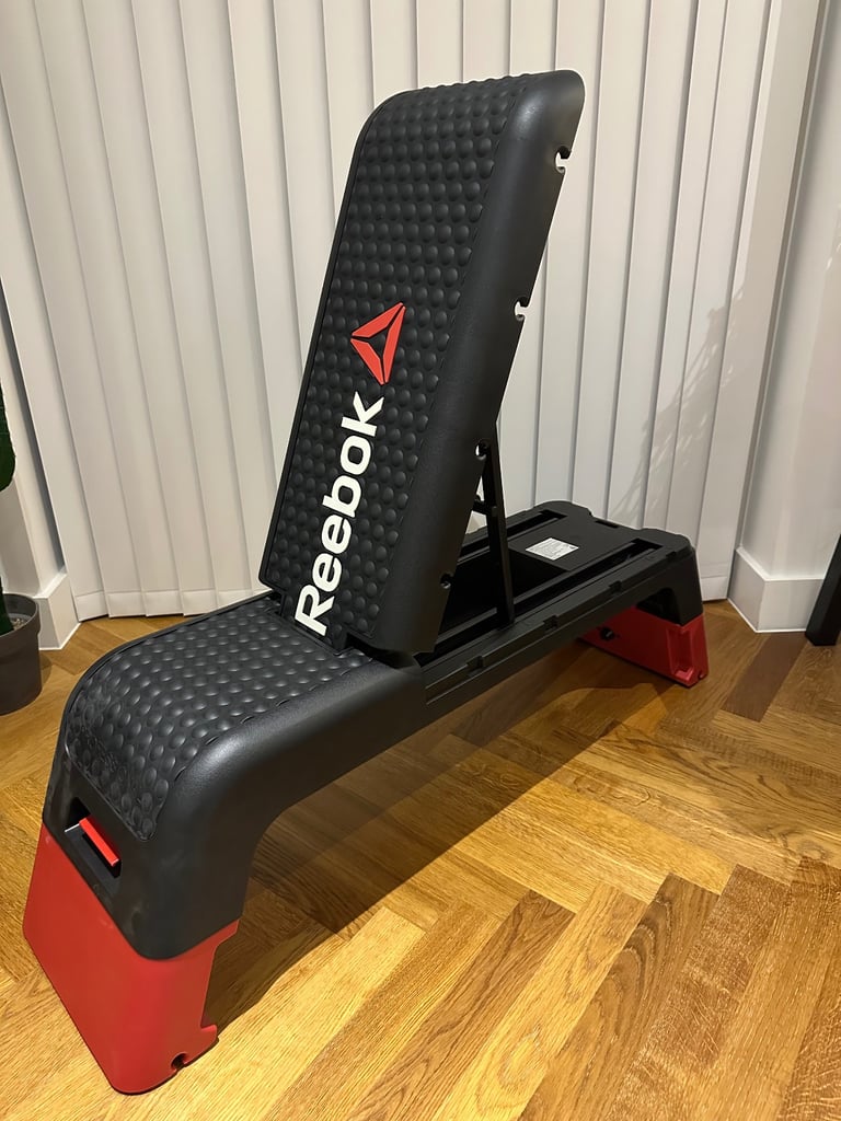 Reebock Deck & Dumbbells